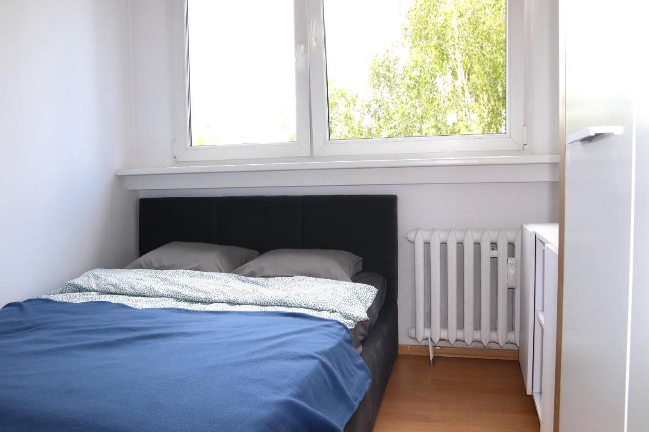 Noclegi - Ul Czarnieckiego Wrocław Exteriör bild